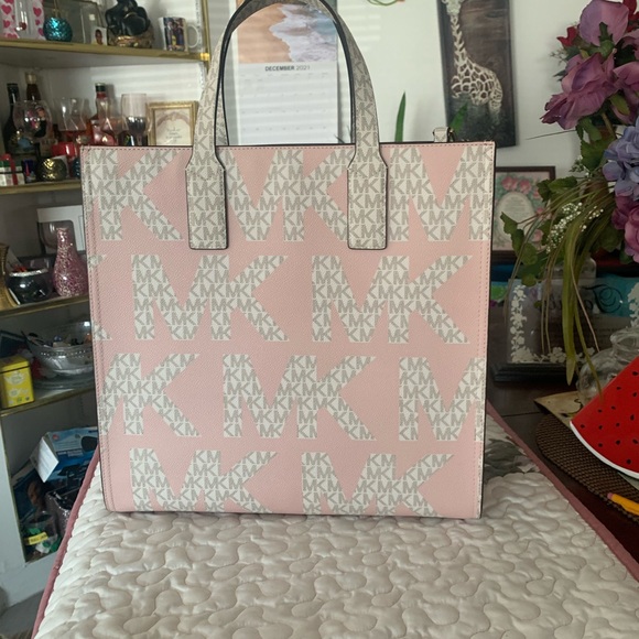 Michael Kors XL kenly tote - Picture 4 of 12